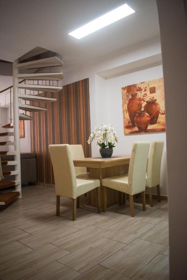 Oazis Apartman Keszthely Bagian luar foto