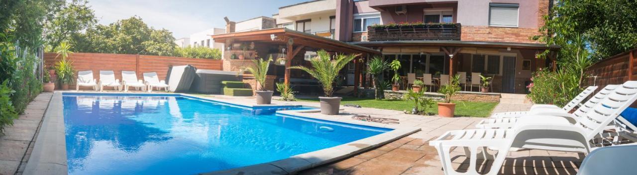 Oazis Apartman Keszthely Bagian luar foto