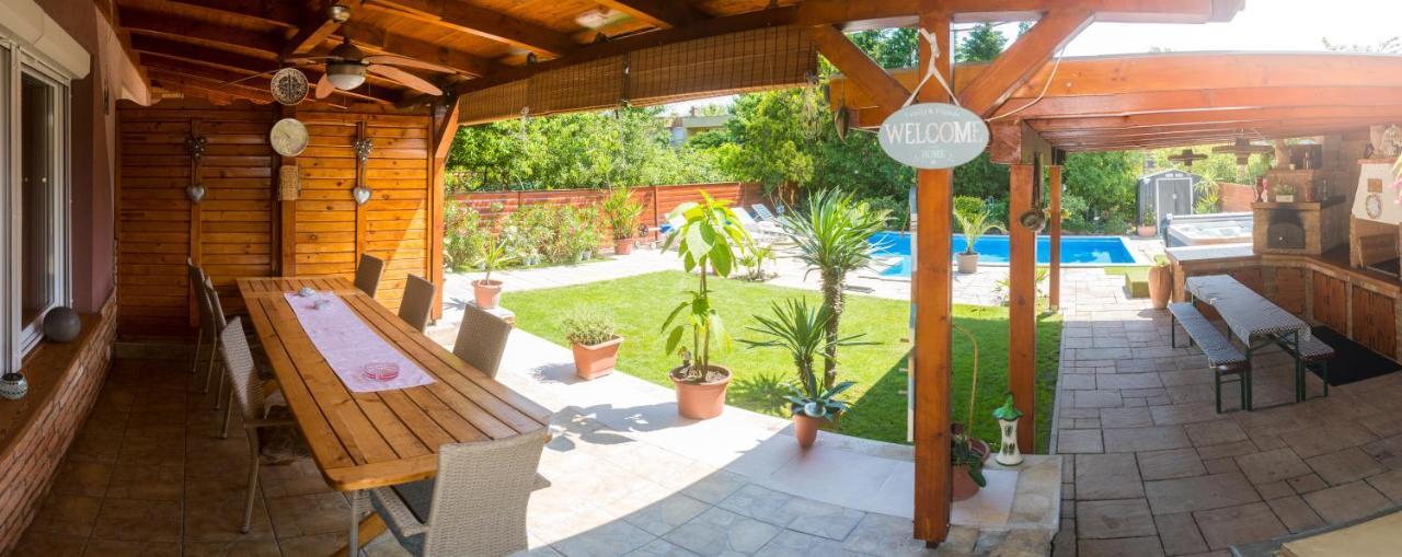 Oazis Apartman Keszthely Bagian luar foto